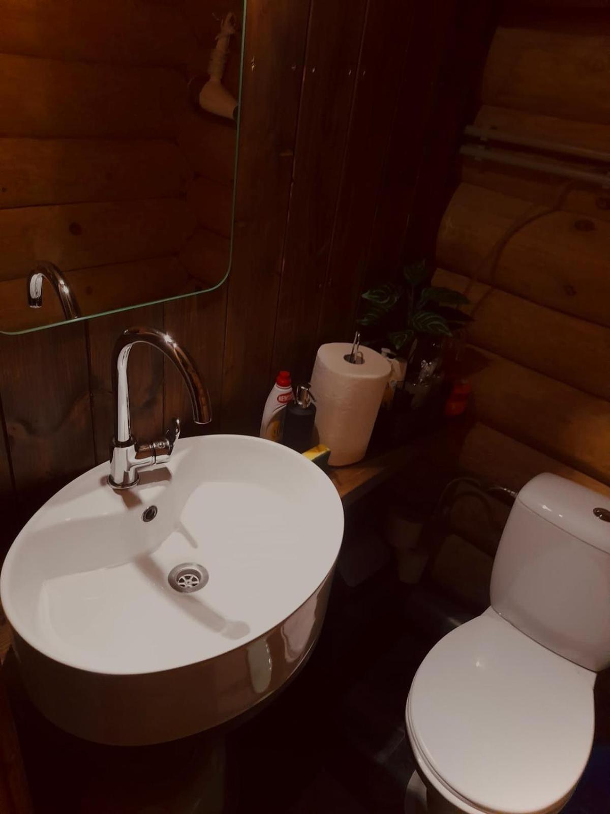 Vila Ezerkalni Raiskums Exteriér fotografie
