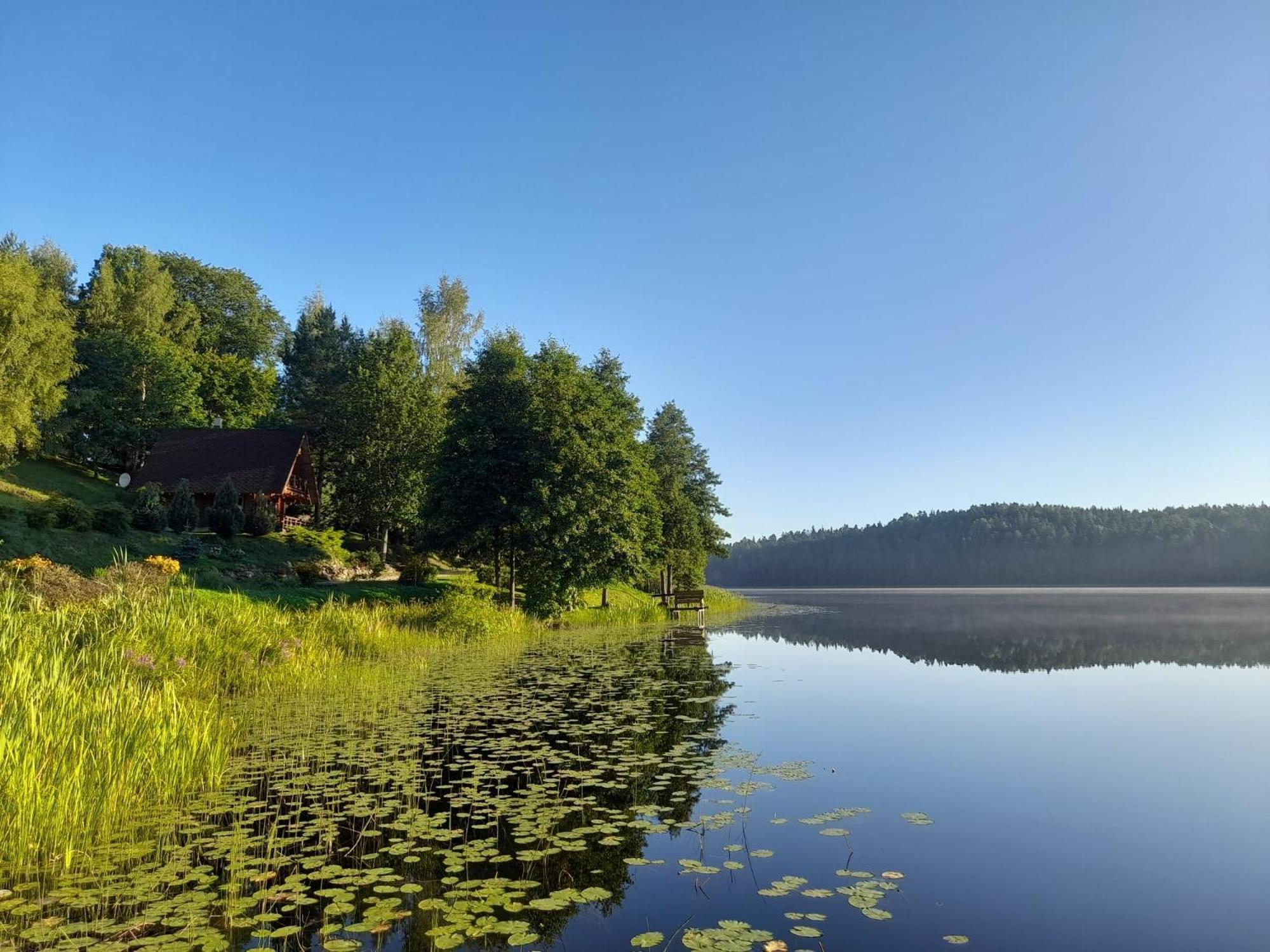 Vila Ezerkalni Raiskums Exteriér fotografie